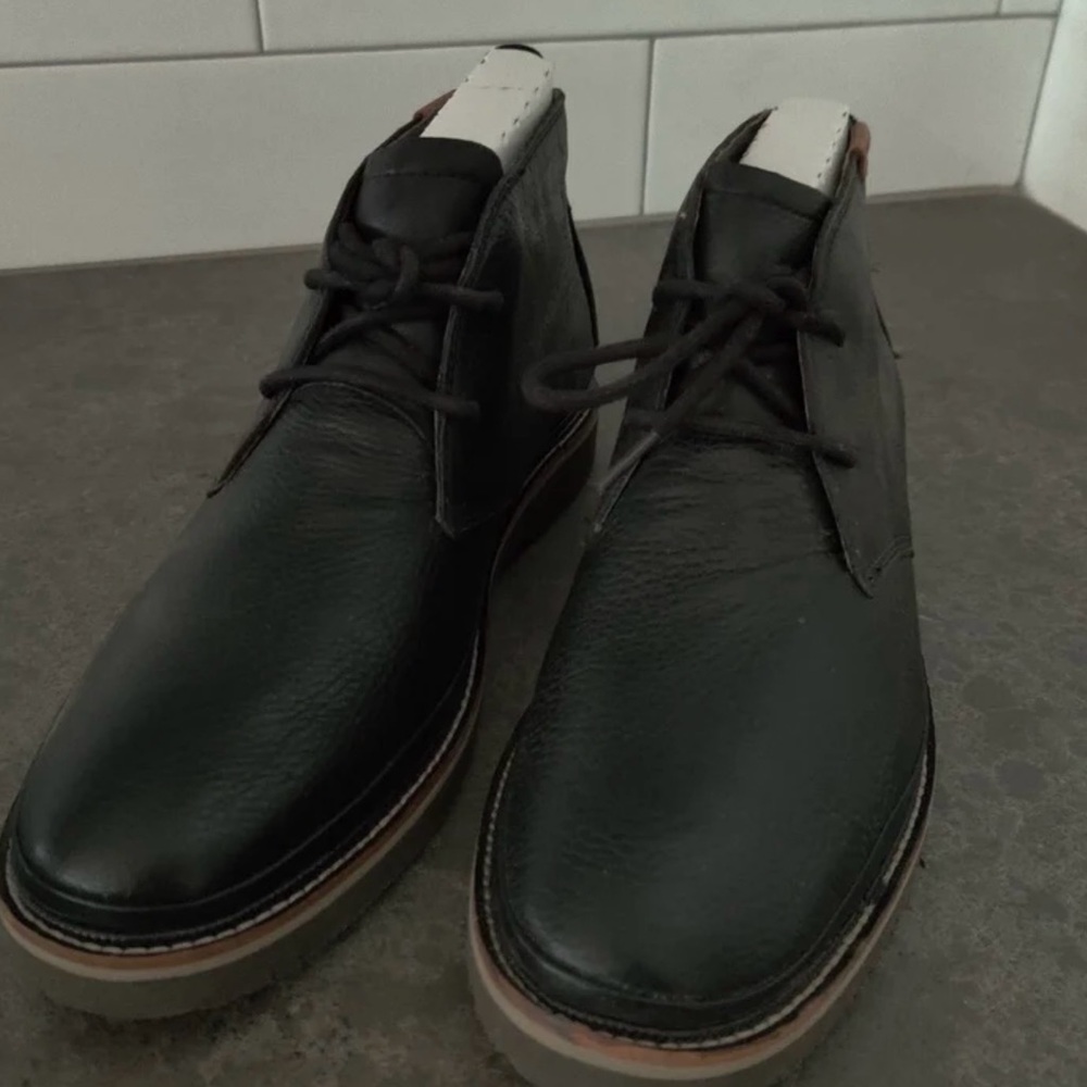 Men's Black Fredd Bernard Pebbled Leather Boots Size 10 M